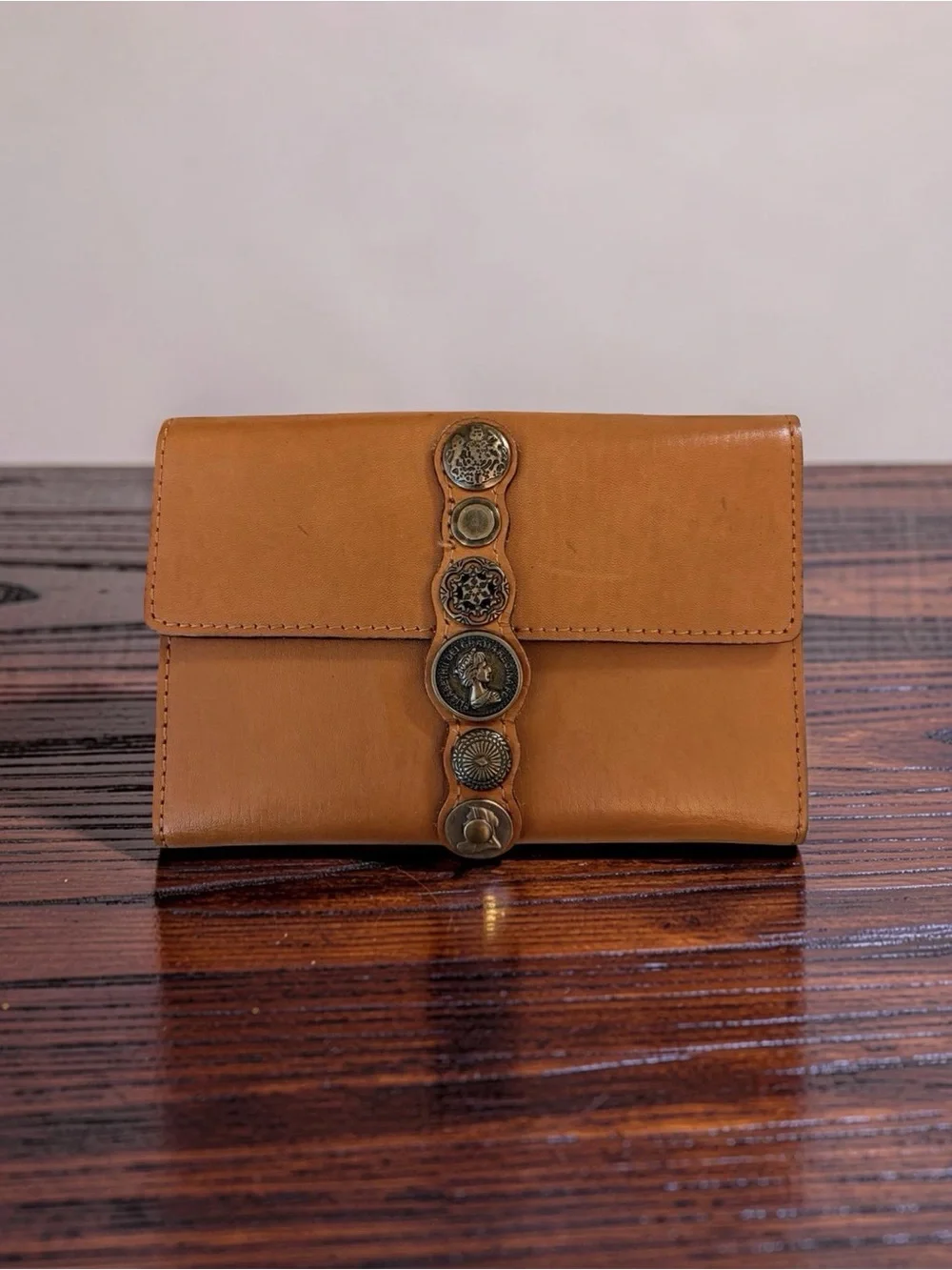 Patricia Nash Leather Coin-Accent Wallet In Cognac